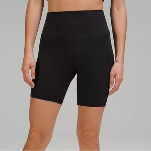 BNWOT Lululemon Align HR Short 6” Size 2